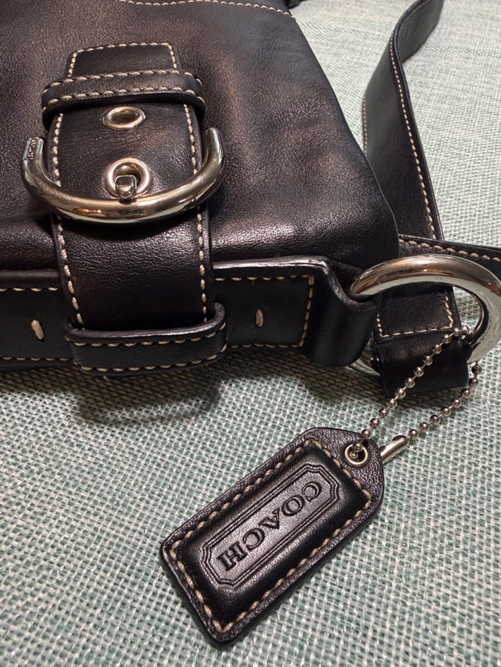 Vintage Coach SoHo 1453 Black Leather Shoulder Bag with Silver Buckle Accents - Picture 5 of 10